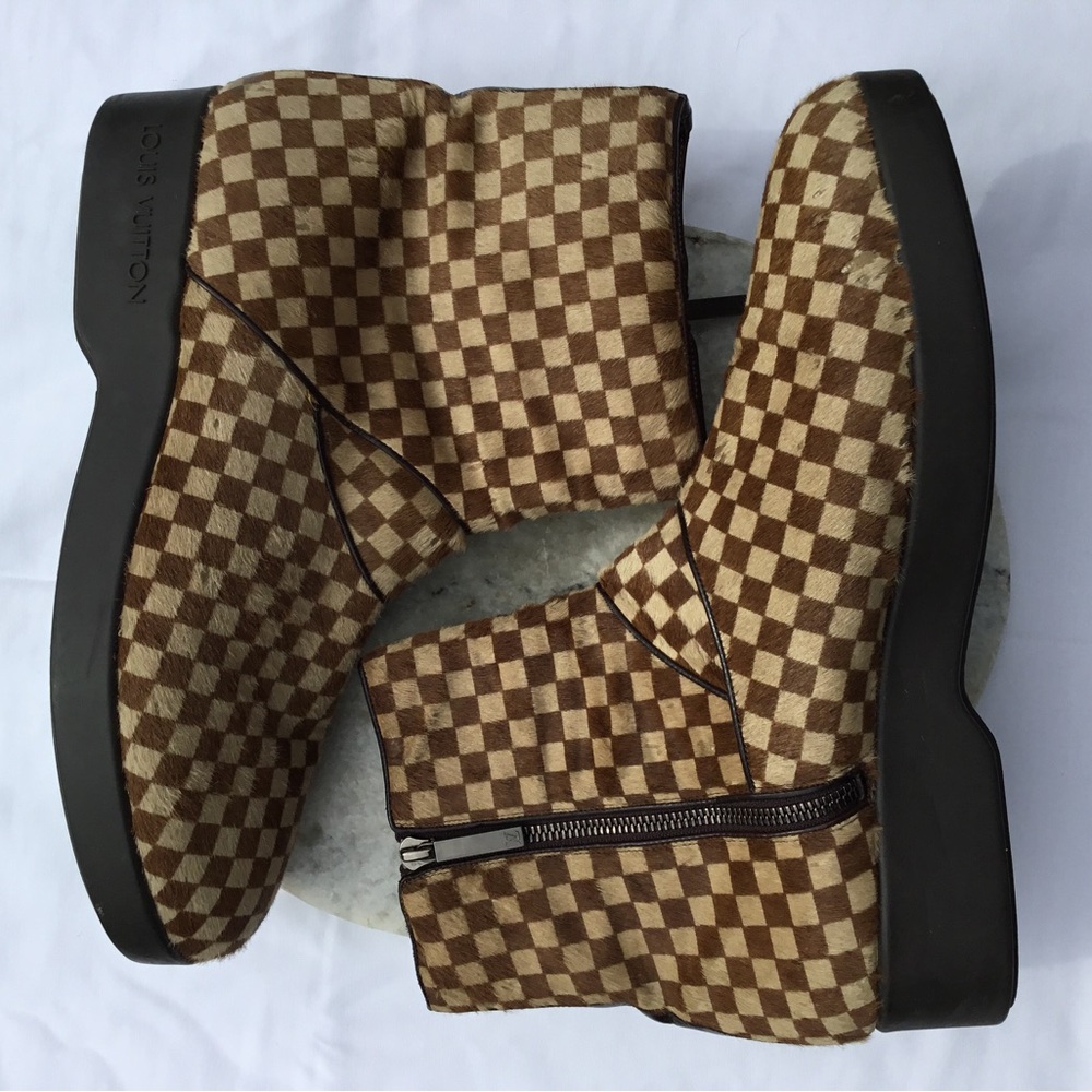 Louis Vuitton Damier Ebene Pattern pony hair boot Men Size 91/2 (USA 11)